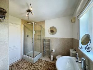 Photo 1- click for photo gallery